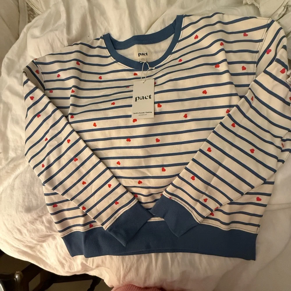 Pact Blue and White Relaxed Long Sleeve 💯 cotton fleece Top - Picture 3 of 5